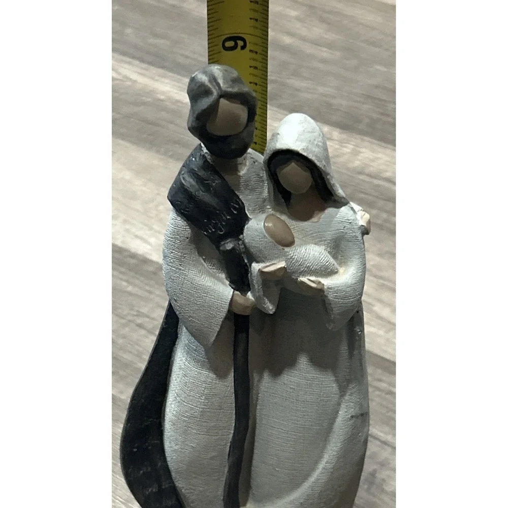 St. Nicholas‎ Squares Holy Family Figurine Joseph Mary Sculpture Christmas Decor